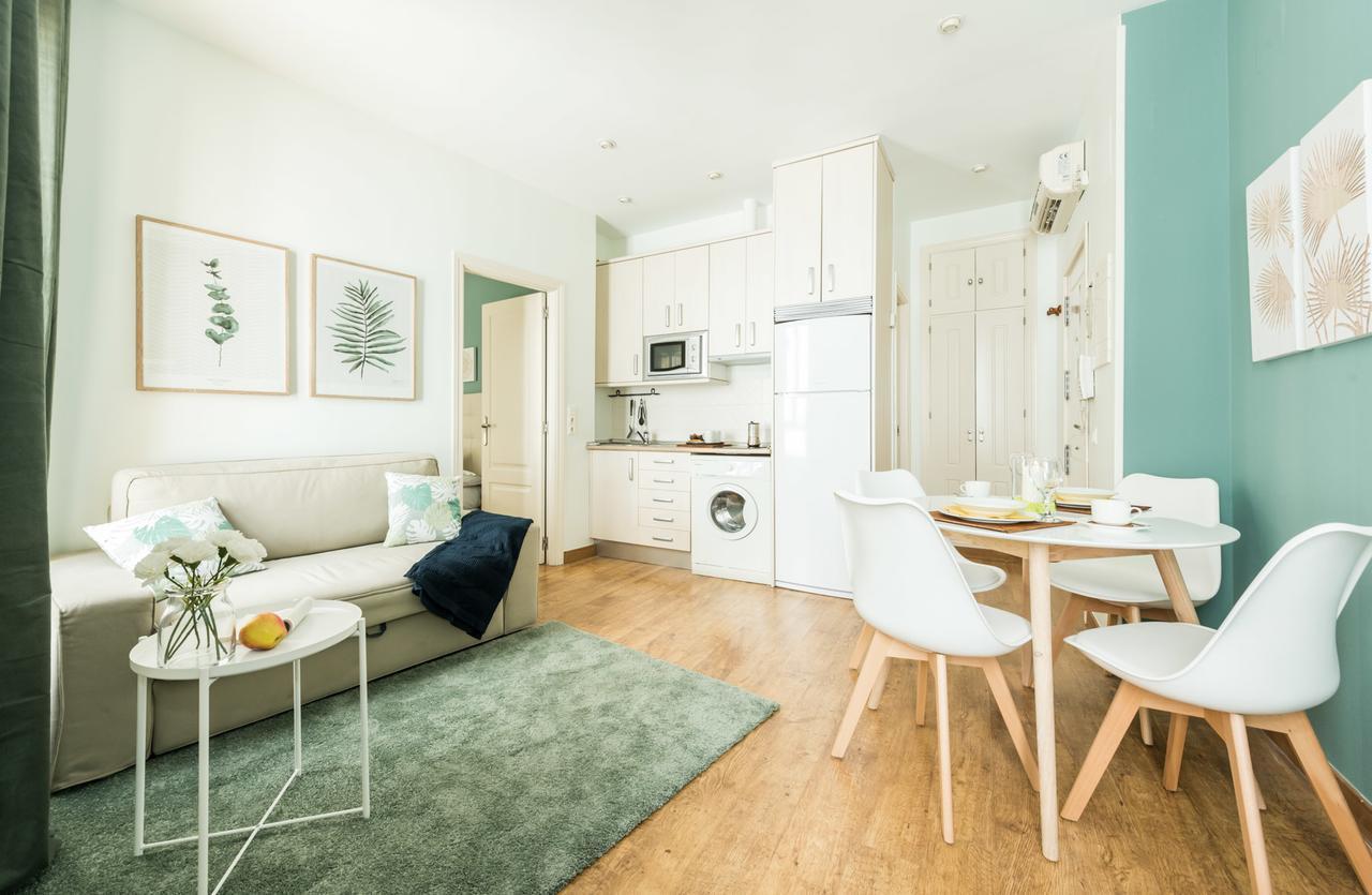 Apartamento Gran Via I Santa Ana Madrid